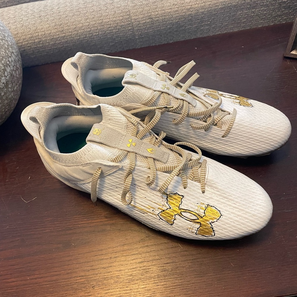 Under Armour Blur Football Cleats